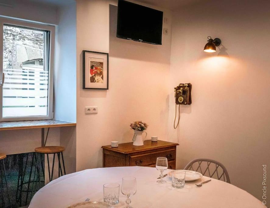 Studio Le Chat'Oh! Combourg Exterior photo